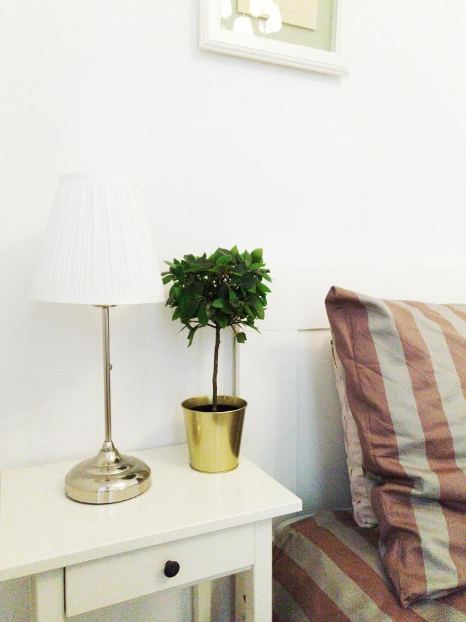 Discover Krakow Apartments - 3 Rakowicka St - Classic Apartments Near Main Station - Netflix Esterno foto