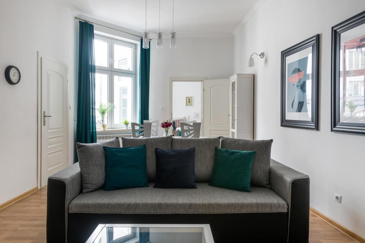 Discover Krakow Apartments - 3 Rakowicka St - Classic Apartments Near Main Station - Netflix Esterno foto