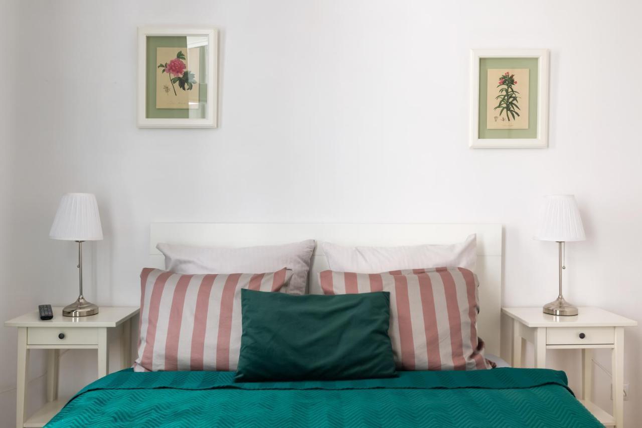 Discover Krakow Apartments - 3 Rakowicka St - Classic Apartments Near Main Station - Netflix Esterno foto