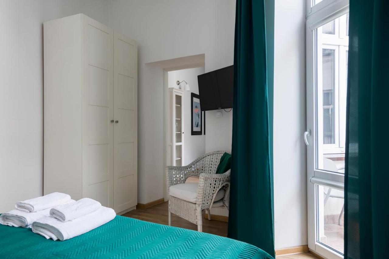 Discover Krakow Apartments - 3 Rakowicka St - Classic Apartments Near Main Station - Netflix Esterno foto